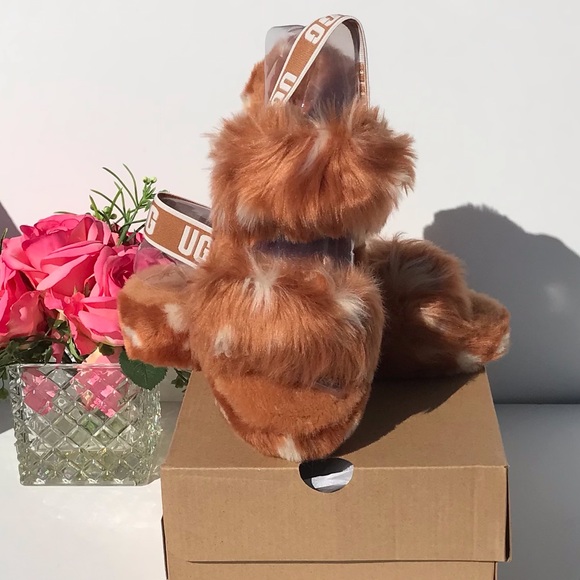 UGG OH Yeah Spots - Picture 2 of 9